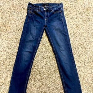 🤍White House|Black Market Jeans 🤍